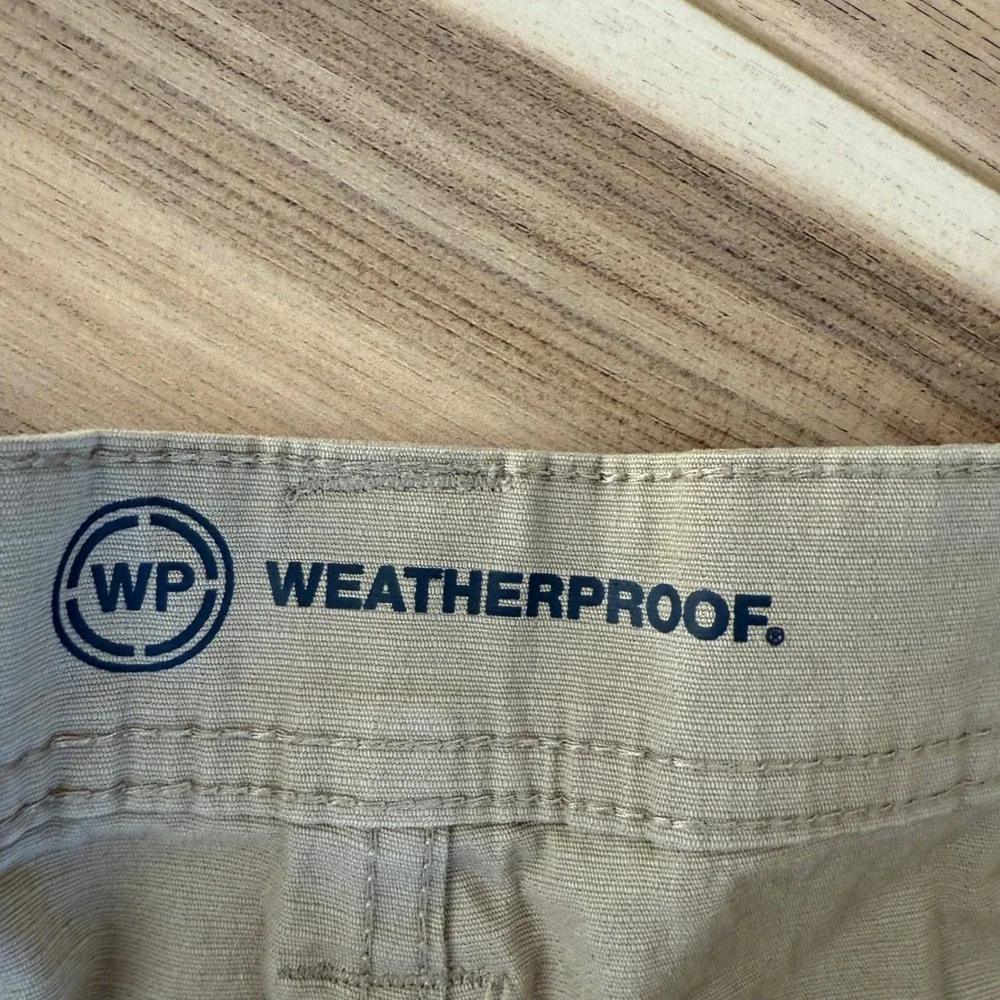 Weatherproof Everyday Cargo Shorts Mens‎ 44W Beige Belted Cell Phone Pocket